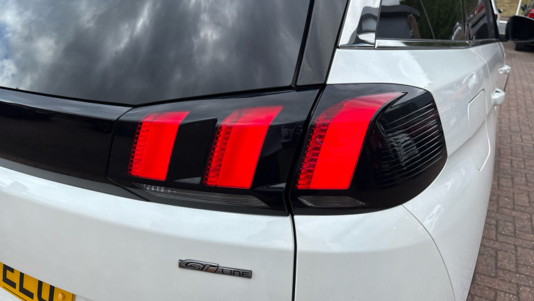 Peugeot 5008 1.5 BlueHDi GT Line 5dr Diesel Estate